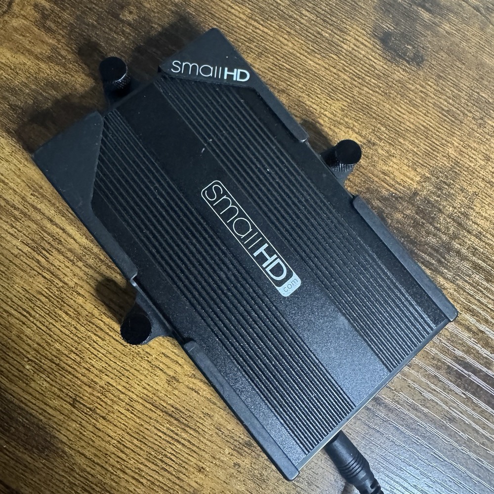SmallHD PM550-12 Battery Pack w/ Mount Cage & Charger – 12V (no Cord)